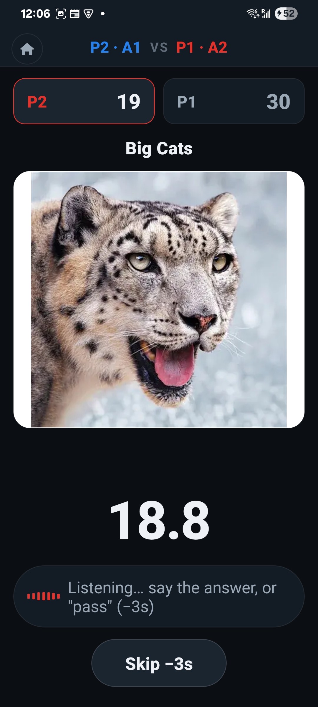 Pic-Off: a Big Cats duel with the chess clock running while the app listens for a spoken answer